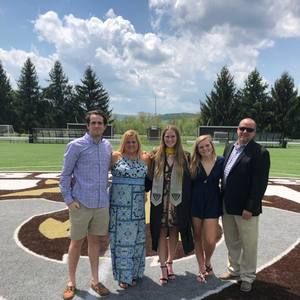 Meet your Posher, Jolie